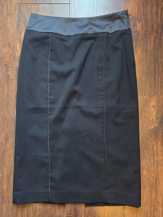 H&M Dresses & Skirts - H&M Black Satin-Trimmed Pencil Skirt Career Office Staples Size 6